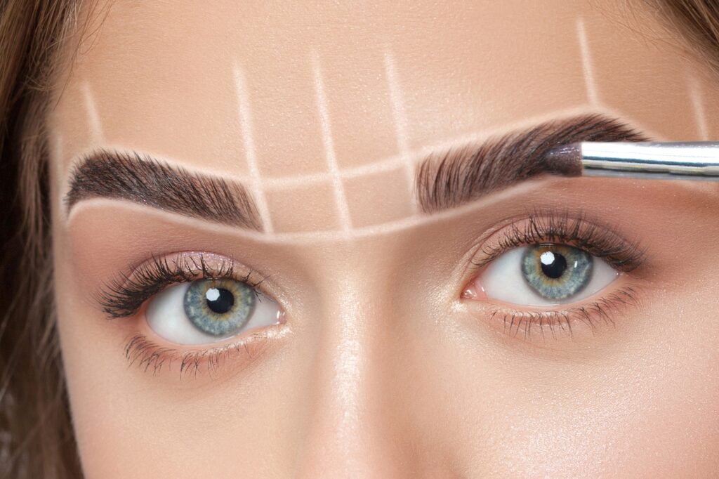 Microblading de cejas, servicio en Declara Belleza